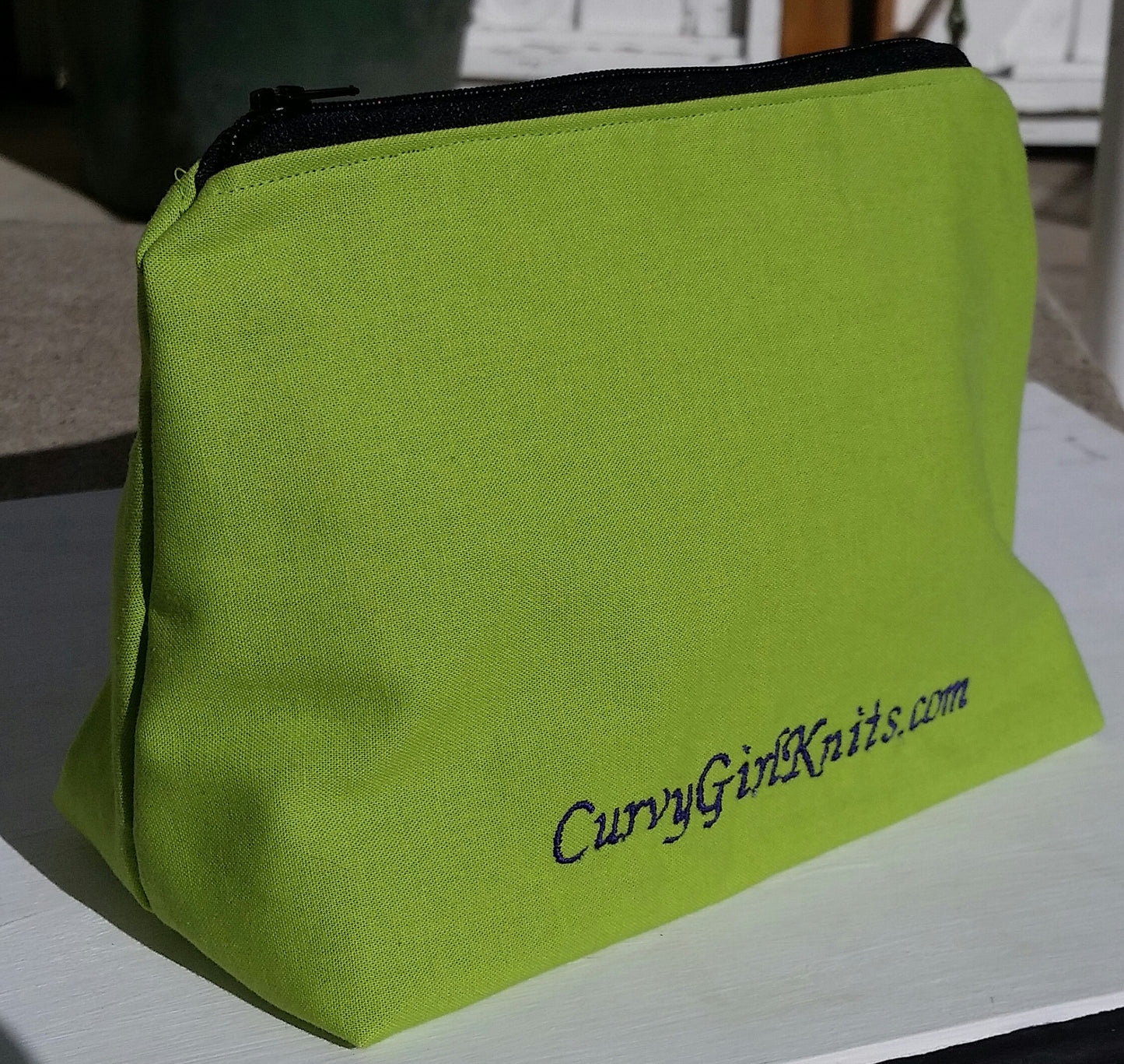 I Love My Curves Embroidered Make-up/Accessories Bag. Comes in a variety of colors!