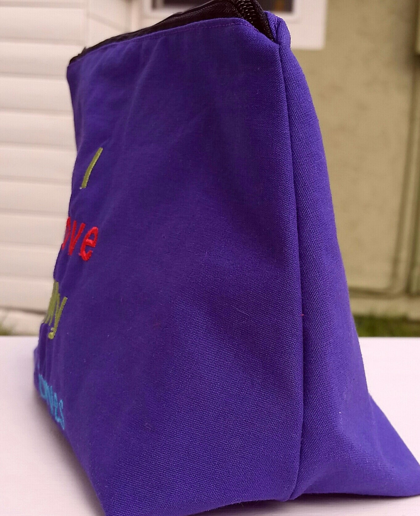 I Love My Curves Embroidered Make-up/Accessories Bag. Comes in a variety of colors!